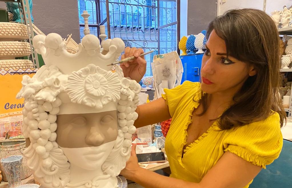 Ceramicando's Colors Shine in Los Angeles